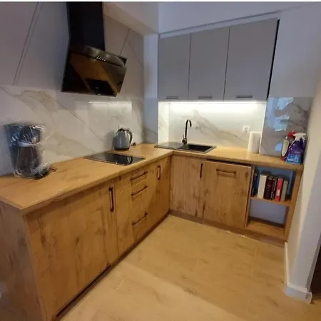 Kilińskiego 17a/9 *